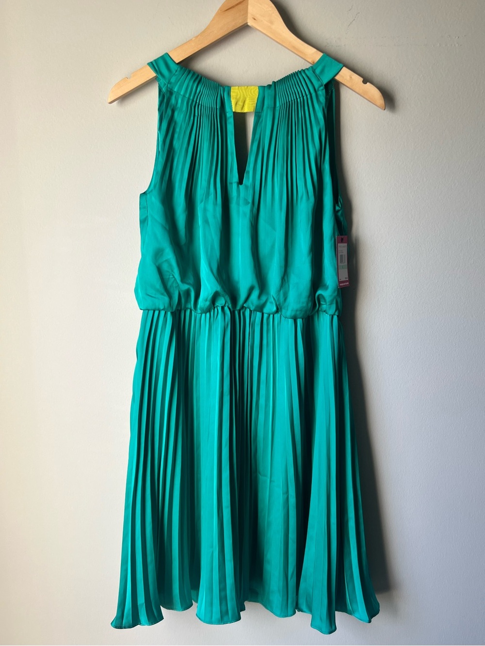 Vince Camuto Sleeveless Teal Pleated Midi Dress - Elegant Women’s Dress Size 8